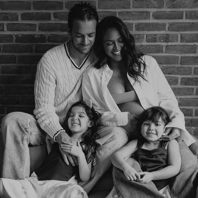 Cassie Fine, Alex Fine, Family Photo, Expecting Baby Number 3